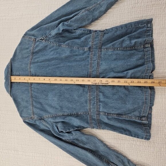 Chaps Denim Shacket Women's L Metal Logo Buttons Vintage EUC 4 Pockets Jacket - Picture 15 of 16
